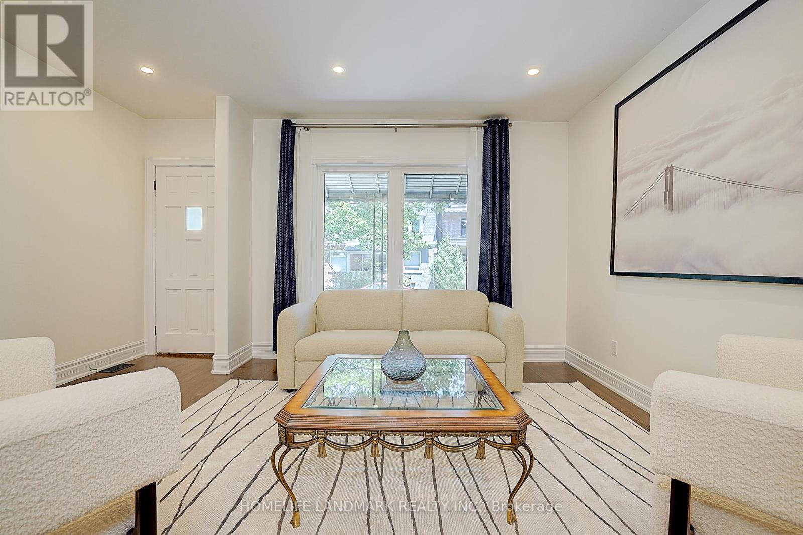 Property at 596 PALMERSTON AVENUE image 3