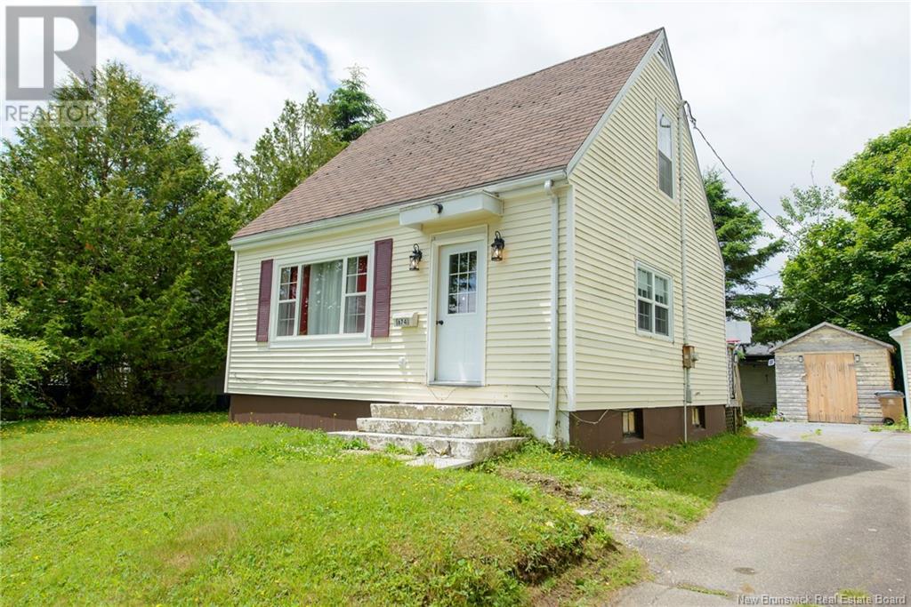 Property at 674 DUNN Avenue image 1