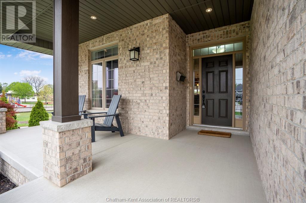 Property at 67 Birchwood STREET image 5