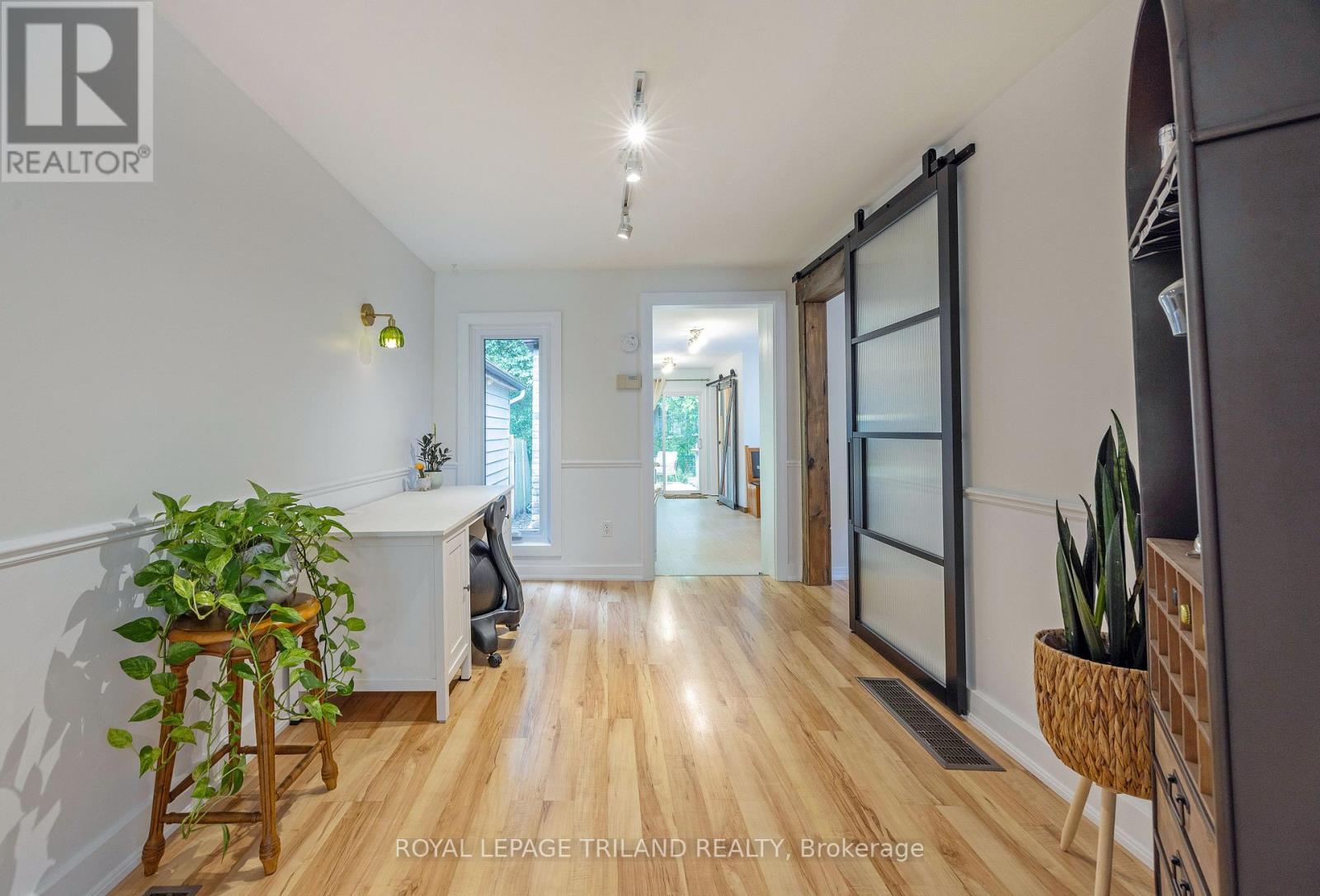 681 William Street, London East, Ontario  N5Y 2R3 - Photo 10 - X12255165