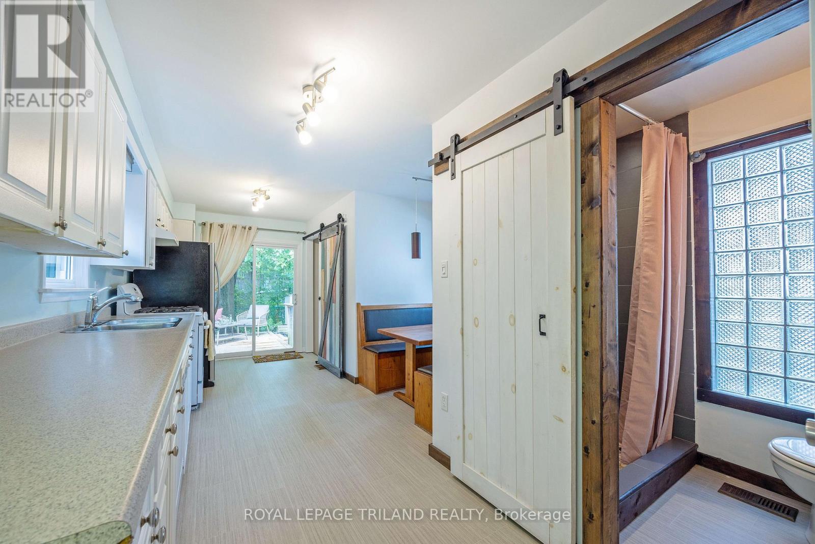 681 William Street, London East, Ontario  N5Y 2R3 - Photo 18 - X12255165