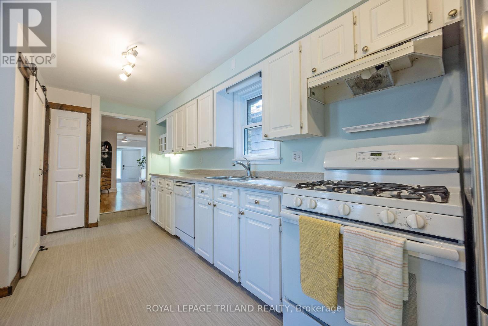 681 William Street, London East, Ontario  N5Y 2R3 - Photo 23 - X12255165