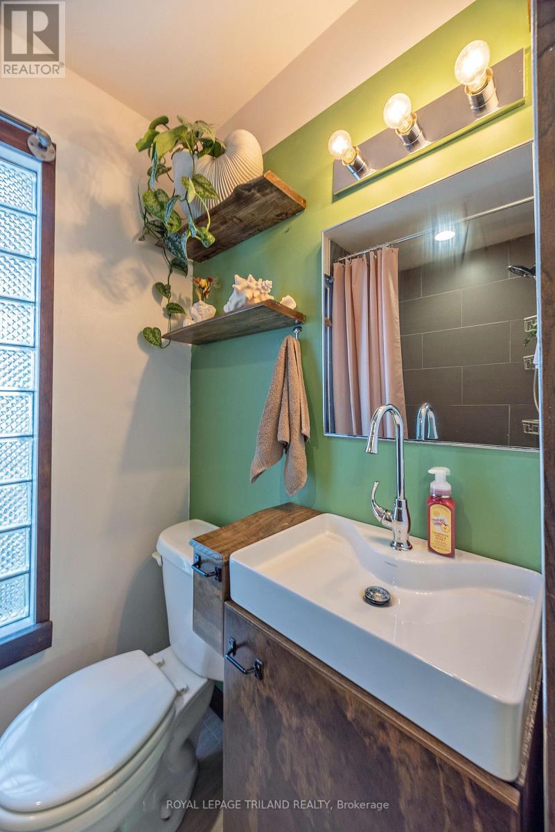 681 William Street, London East, Ontario  N5Y 2R3 - Photo 25 - X12255165