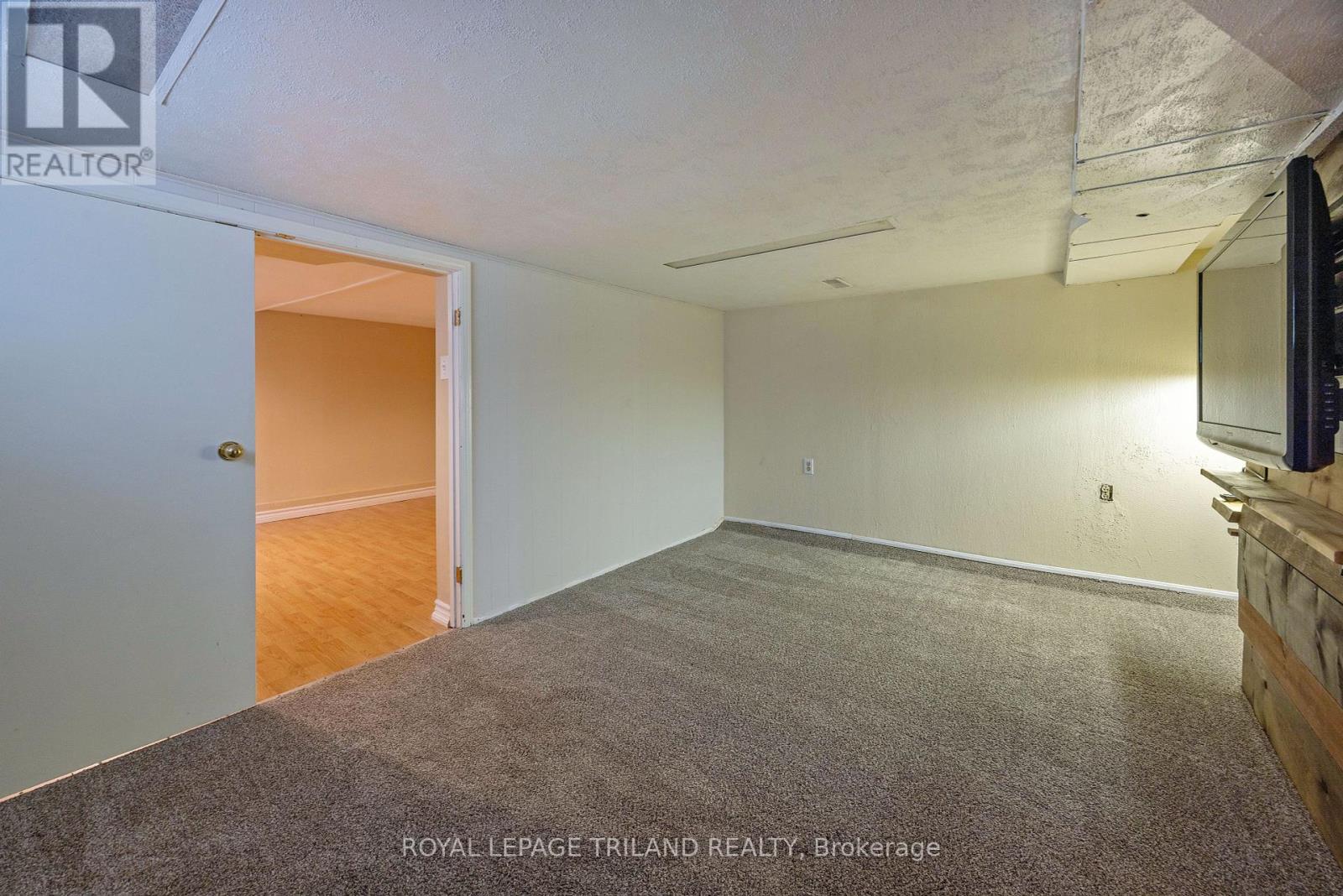 681 William Street, London East, Ontario  N5Y 2R3 - Photo 34 - X12255165