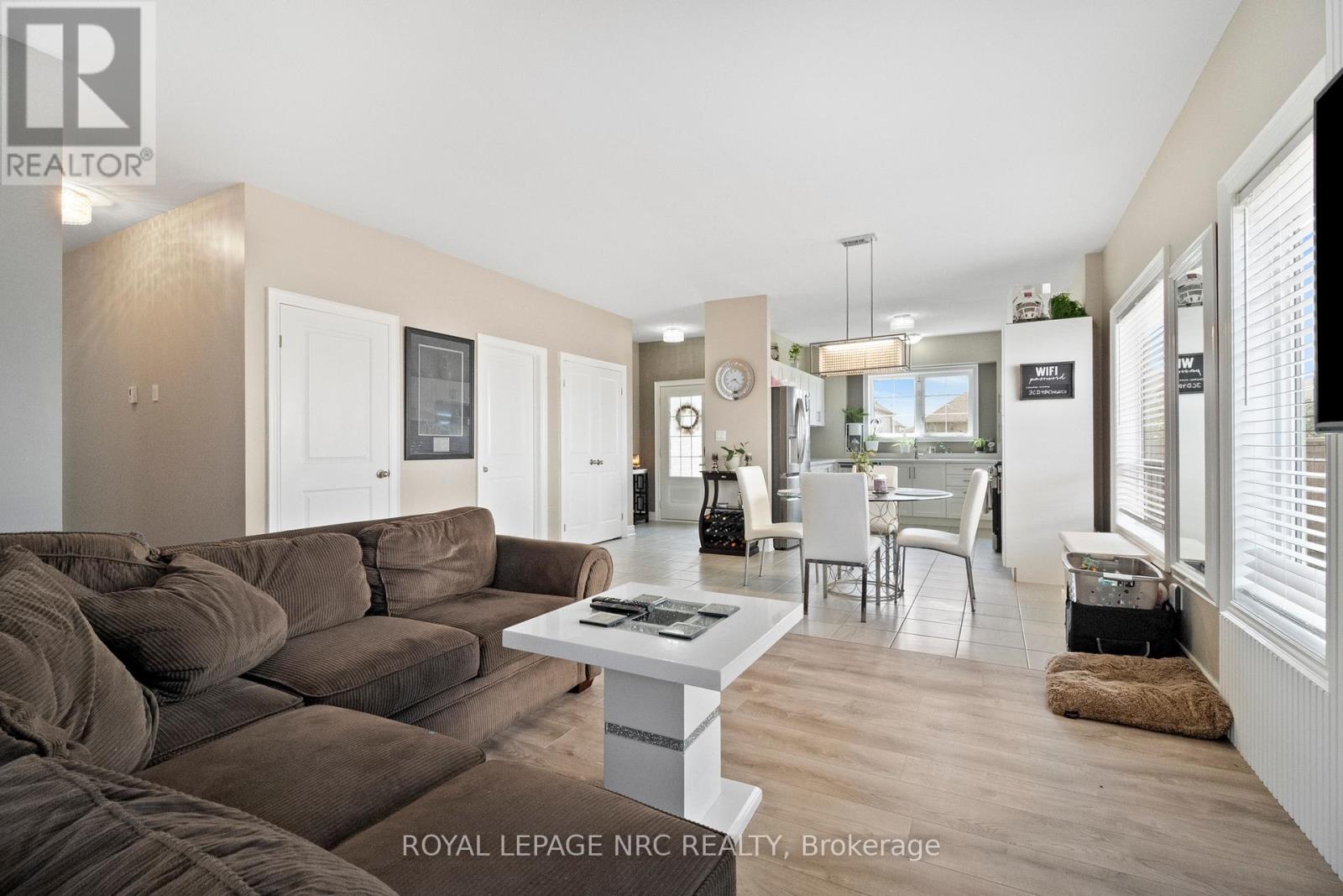 396 Brady Court, Fort Erie, Ontario  L2A 1N1 - Photo 15 - X12255166