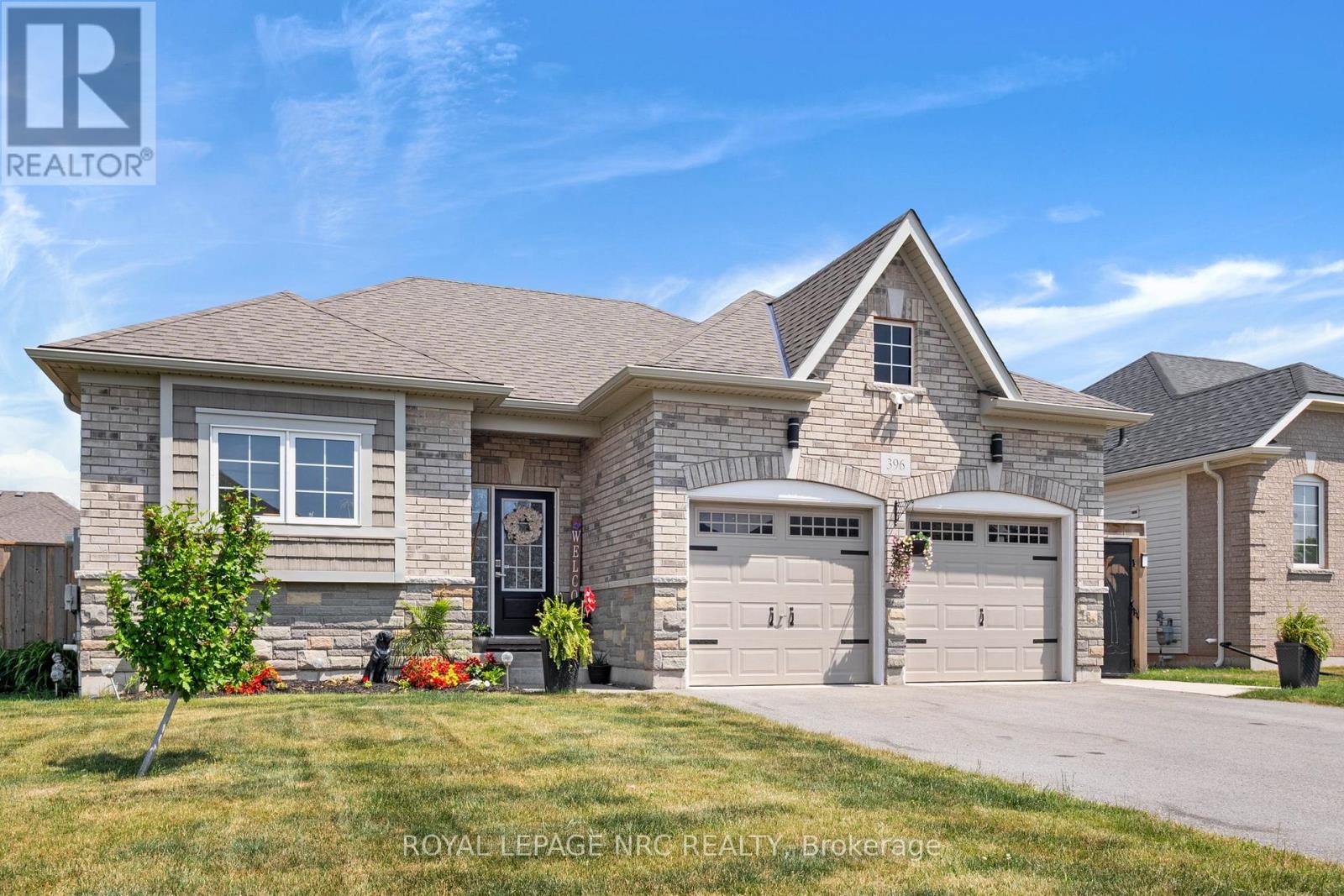 396 Brady Court, Fort Erie, Ontario  L2A 1N1 - Photo 4 - X12255166