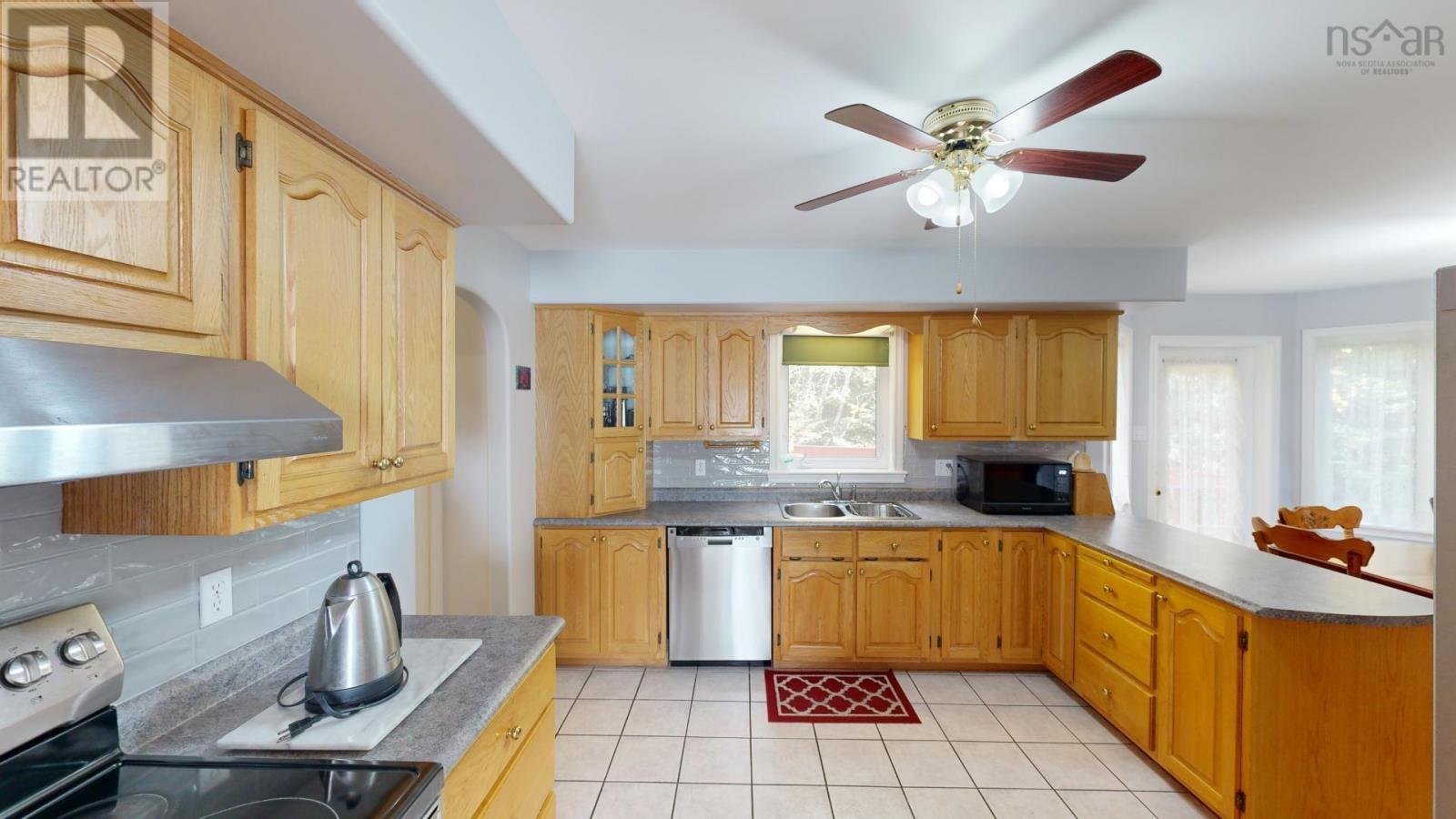 15 Kara Court, Hammonds Plains, Nova Scotia  B4B 1L4 - Photo 19 - 202424587