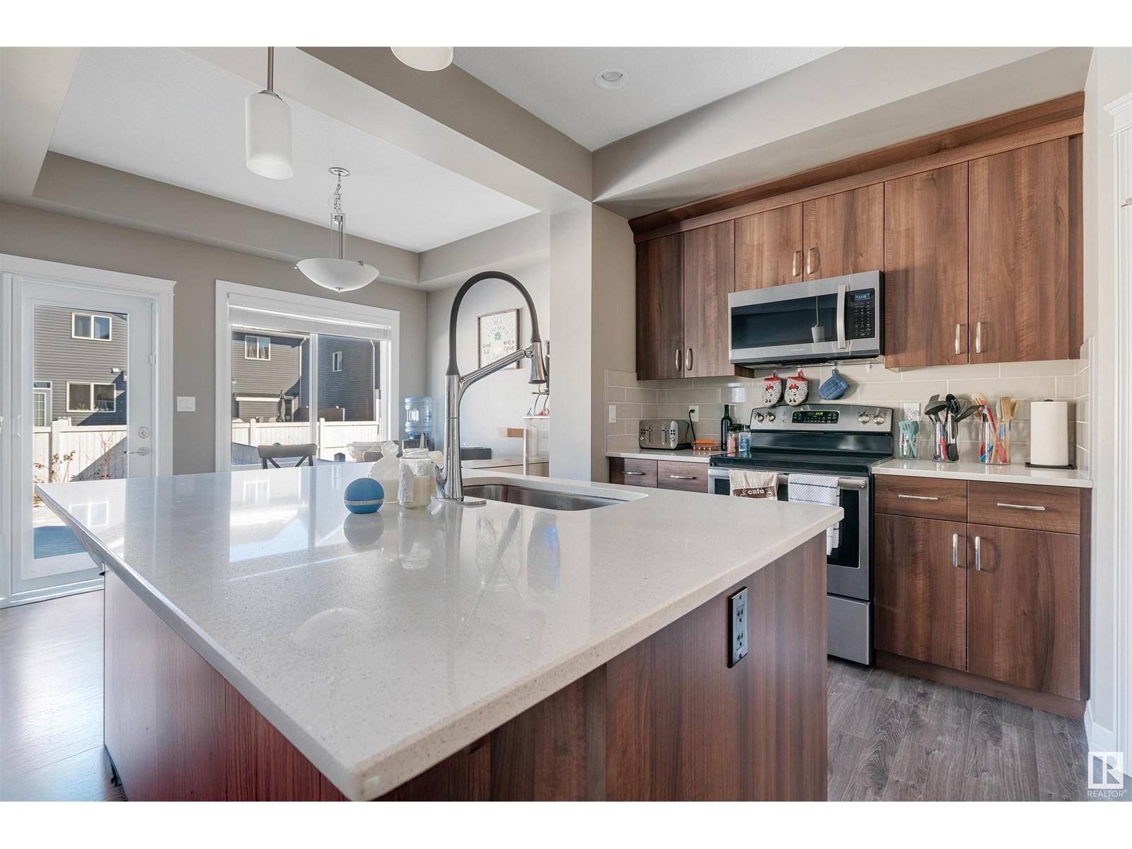 190 Sturtz Bn, Leduc, Alberta  T9E 0E6 - Photo 4 - E4445237