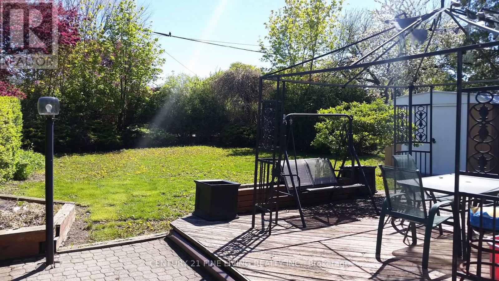35 Hartland Road, Toronto, Ontario  M9C 4S9 - Photo 21 - W12255149