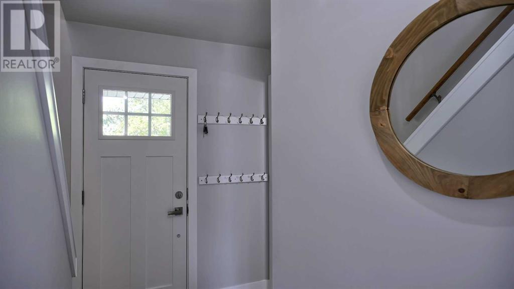 Property at 115 Amiens Crescent SW image 4