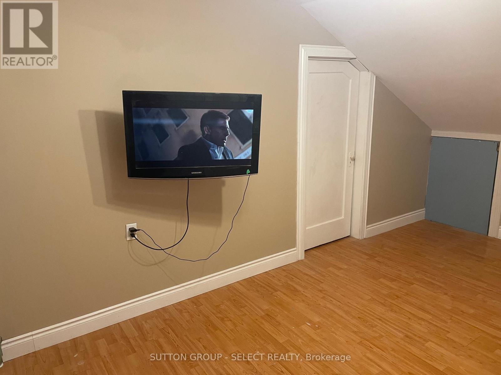 1100 Hamilton Road, London East, Ontario  N5W 1A6 - Photo 27 - X12255191