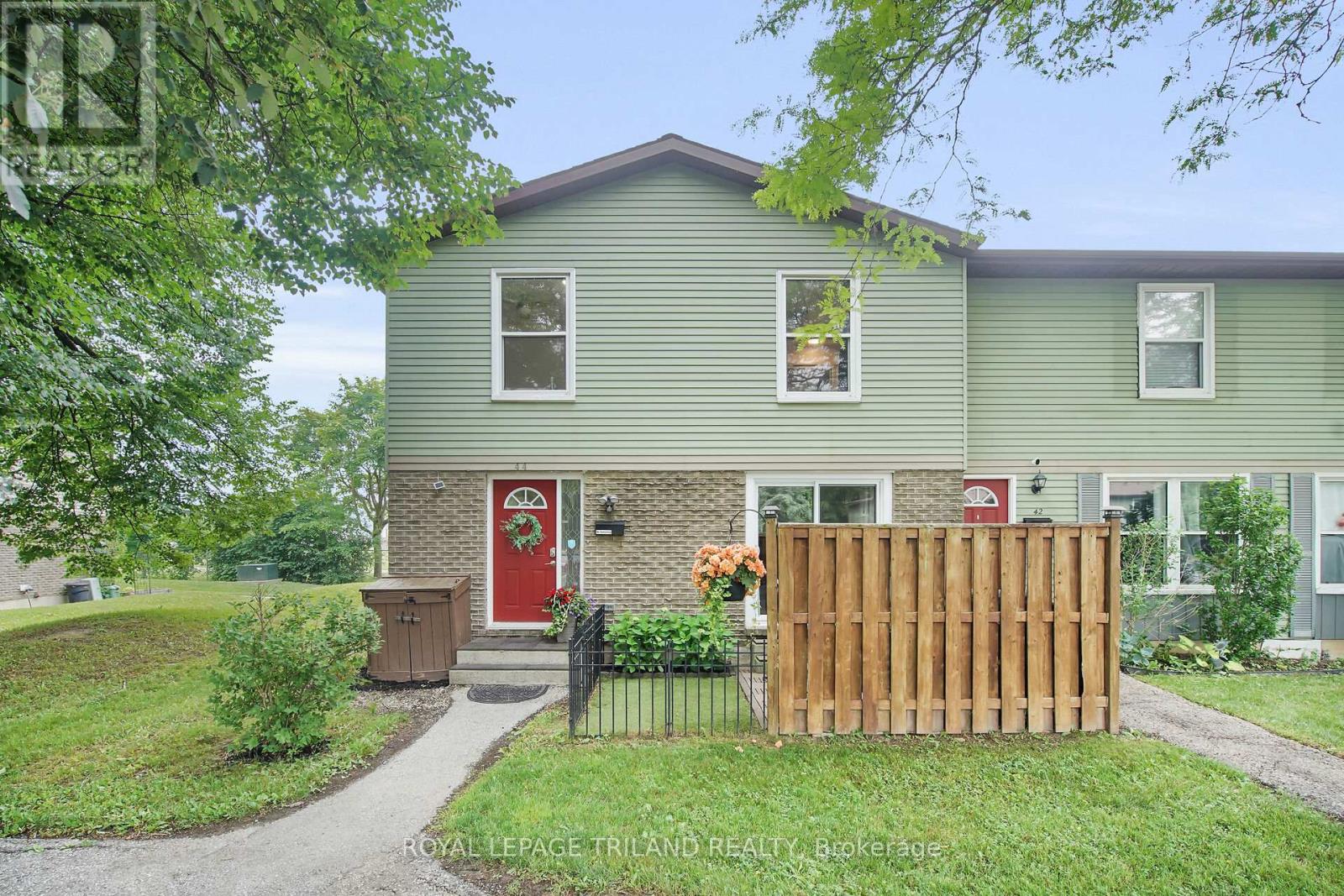 Property at 44 - 70 FIDDLERS GREEN ROAD image 3