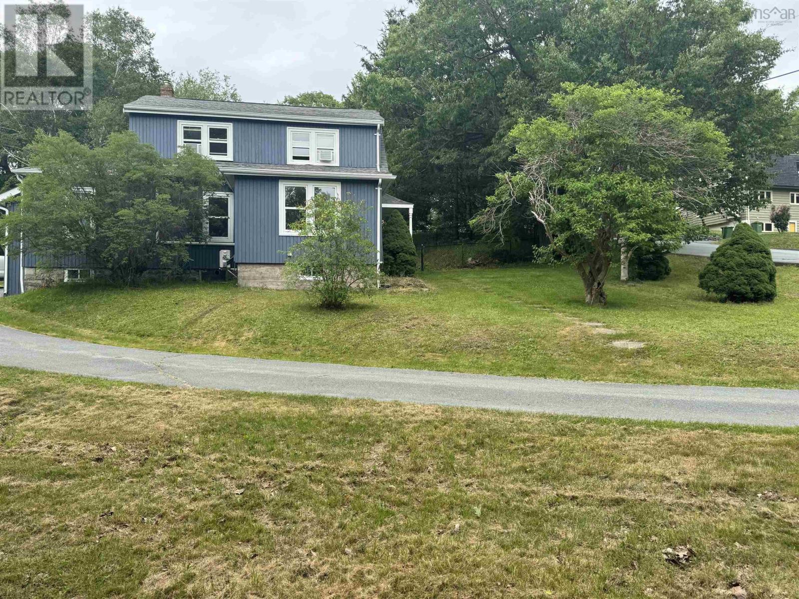Property at 10 North Street image 4