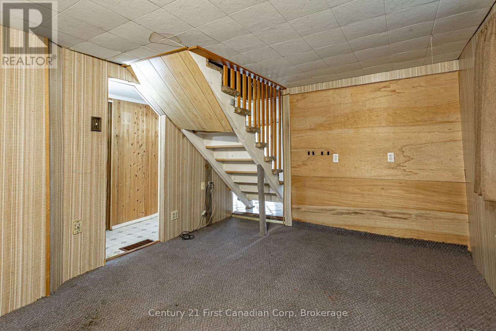 180 King Hiram Street, Ingersoll, Ontario  N5C 1L8 - Photo 11 - X12250818