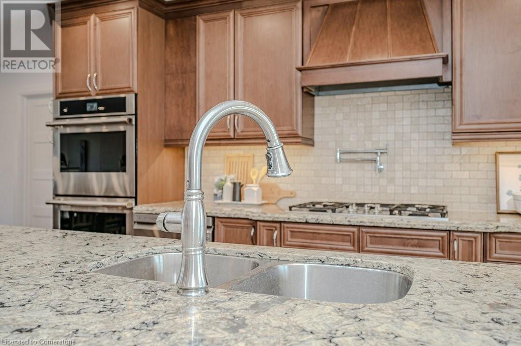 1354 1 Side Road, Burlington, Ontario  L7P 0R9 - Photo 8 - 40746754