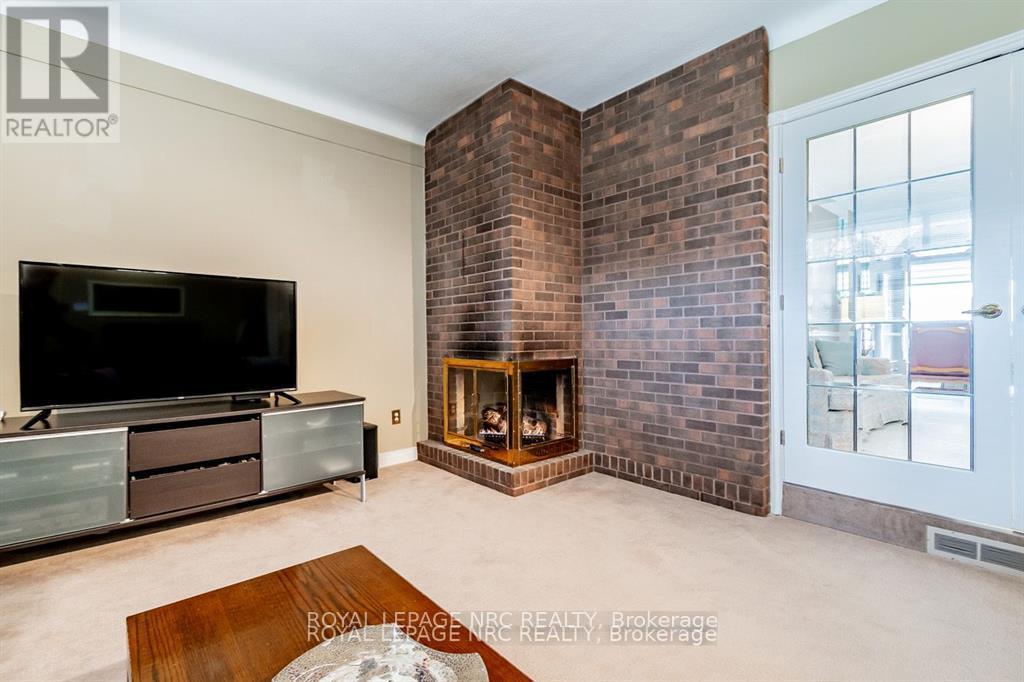 8 Macbeth Boulevard, St. Catharines, Ontario  L2T 2M2 - Photo 10 - X12254824