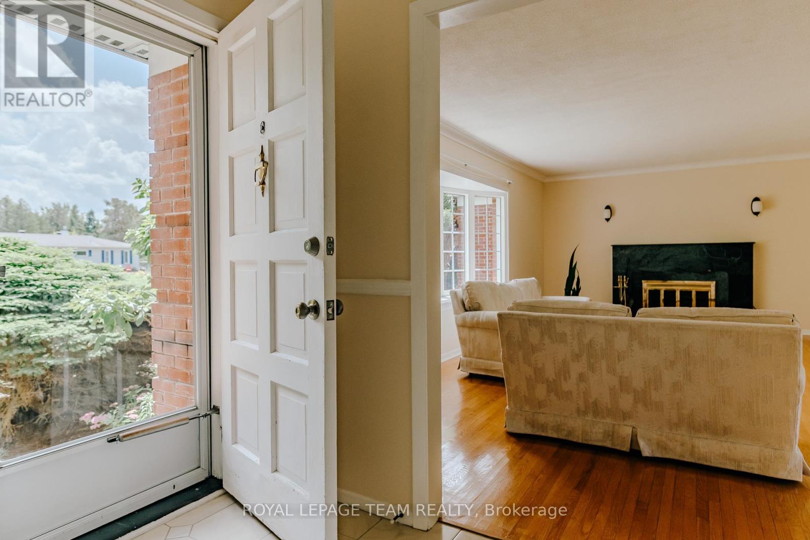 Property at 1231 FAIRWAY DRIVE image 5