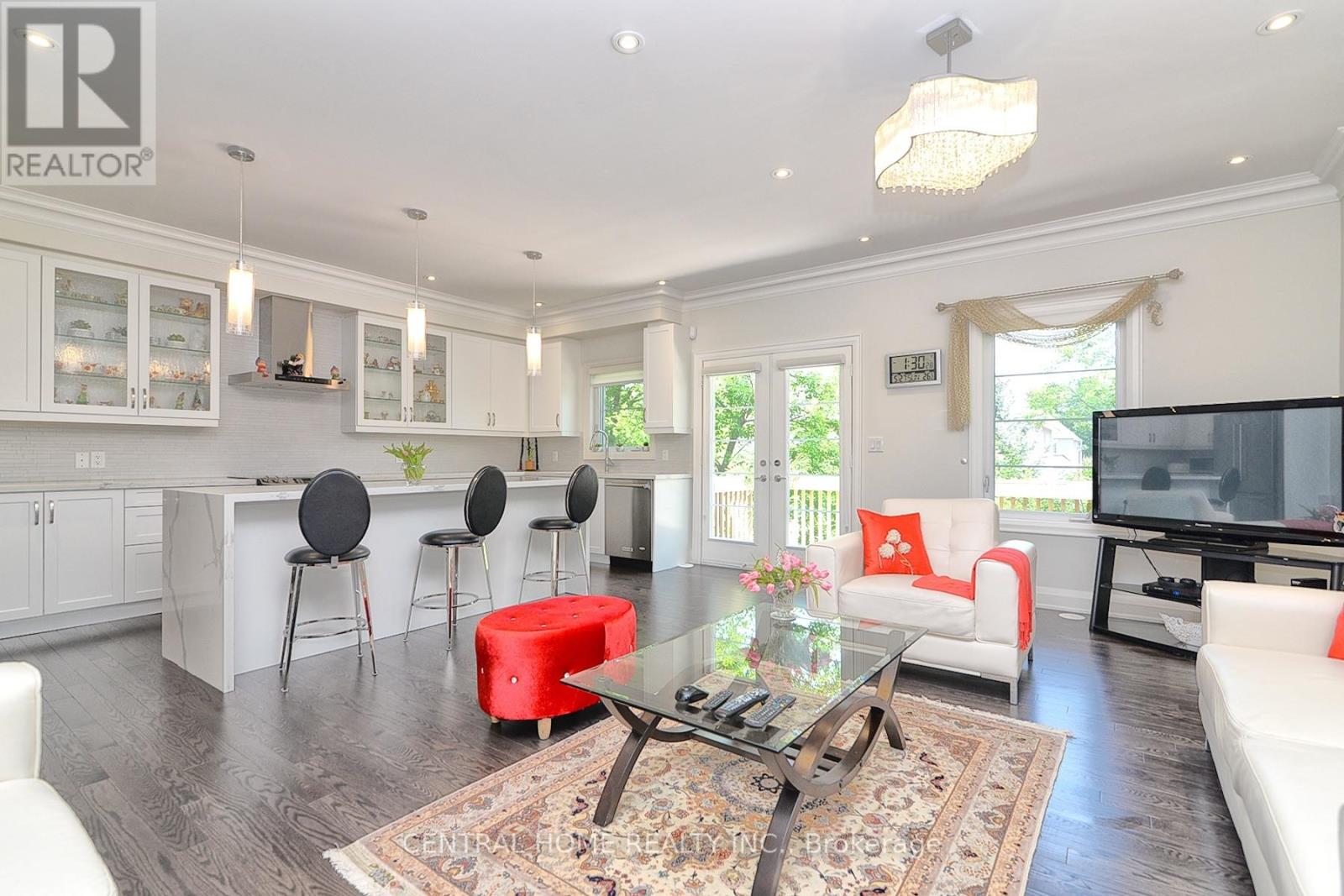 Property at 47 DIVON LANE image 3