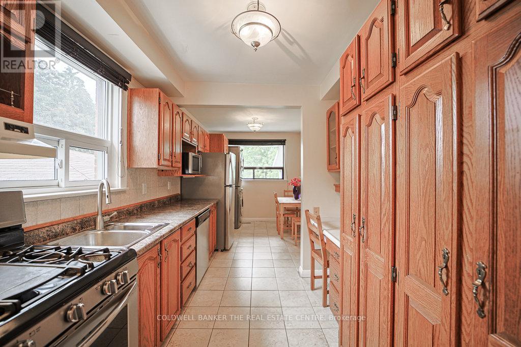 Property at 34 CRESTVIEW AVENUE image 1