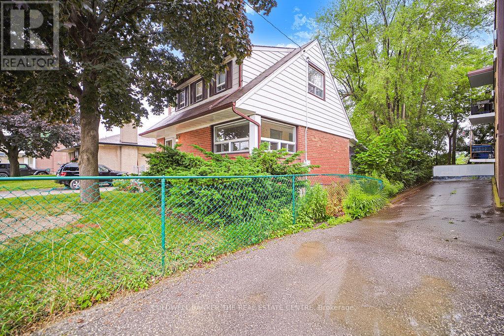 Property at 34 CRESTVIEW AVENUE image 5