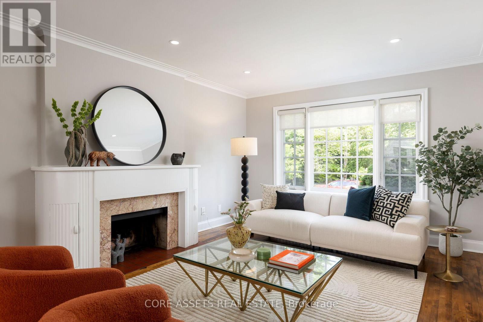 Property at 32 GRENVIEW BOULEVARD N image 4