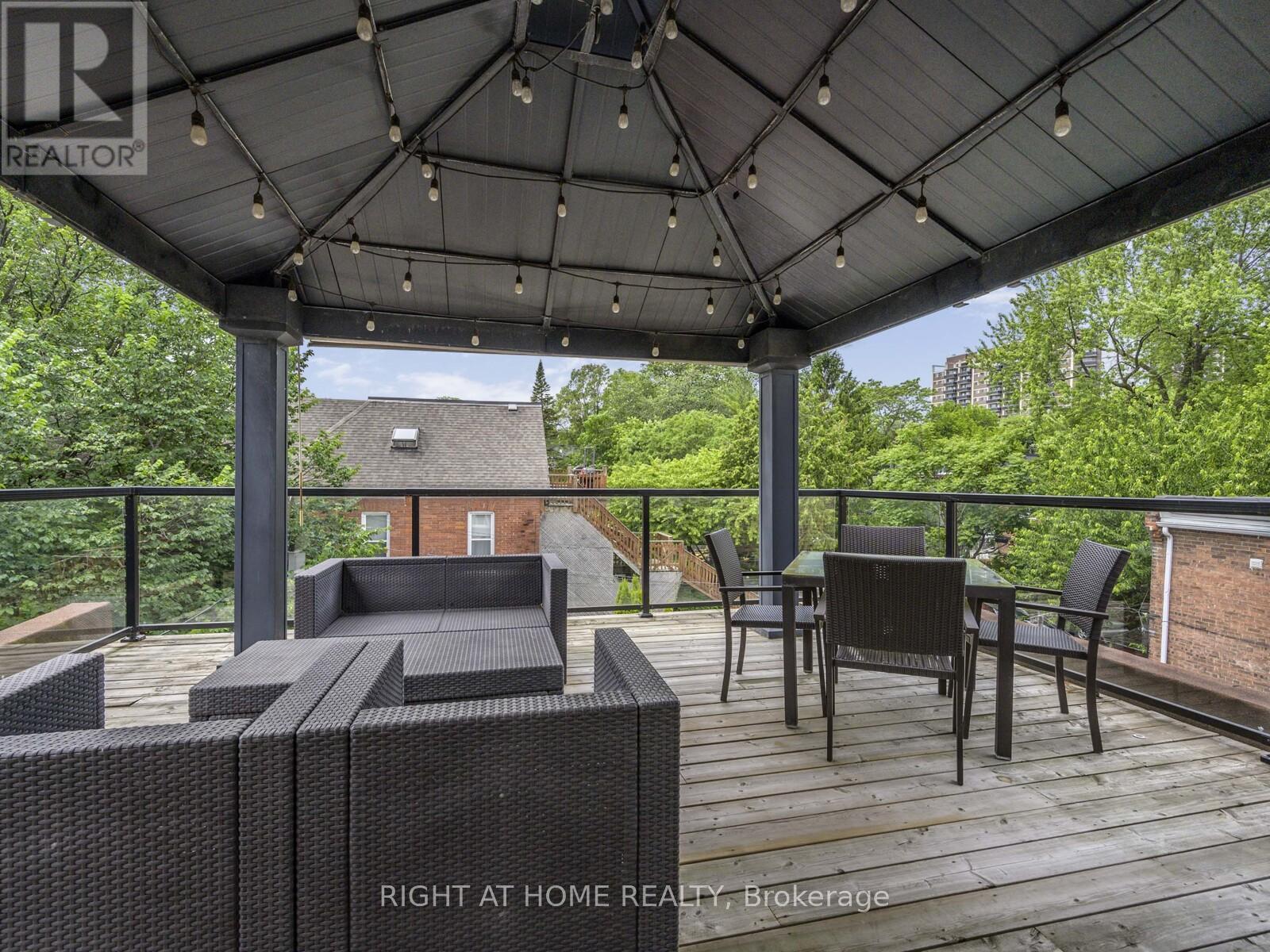 64 Brock Avenue, Toronto, Ontario  M6K 2L4 - Photo 29 - W12255236