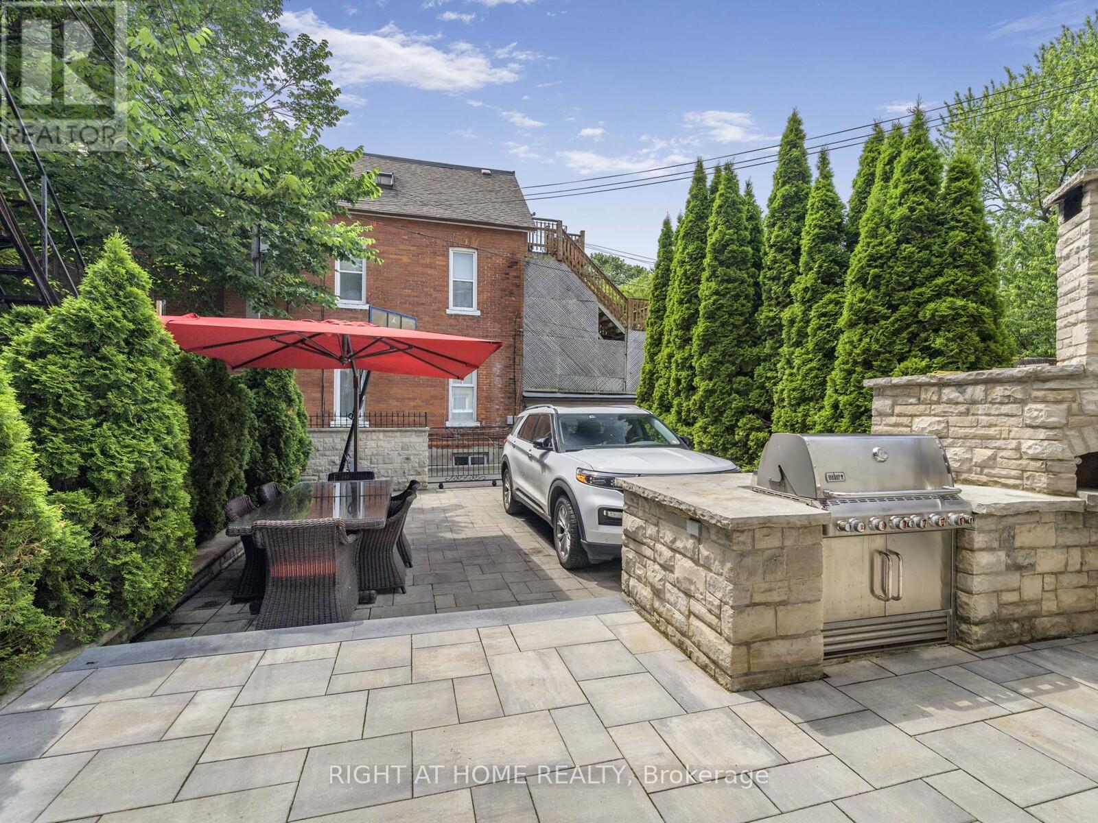 64 Brock Avenue, Toronto, Ontario  M6K 2L4 - Photo 37 - W12255236