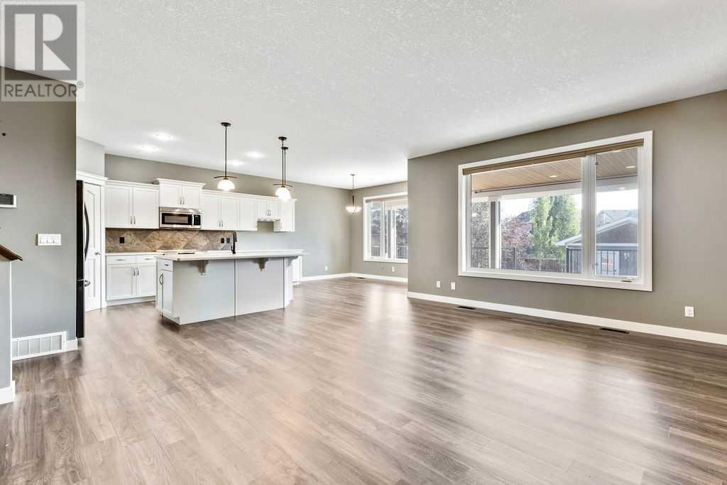 Property at 27 Westridge Way image 3