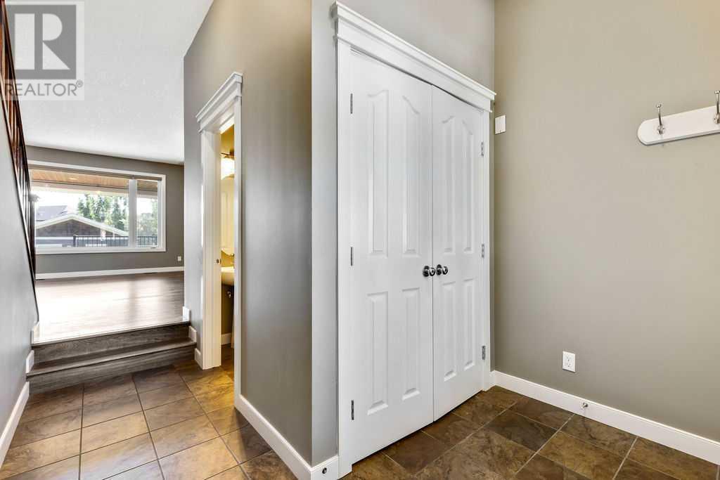 Property at 27 Westridge Way image 2