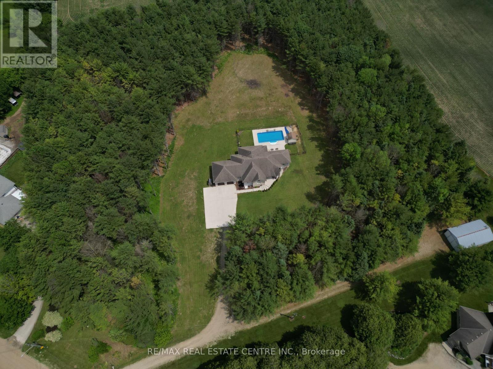 230 SOUTH WATER STREET, Wellington North, Ontario