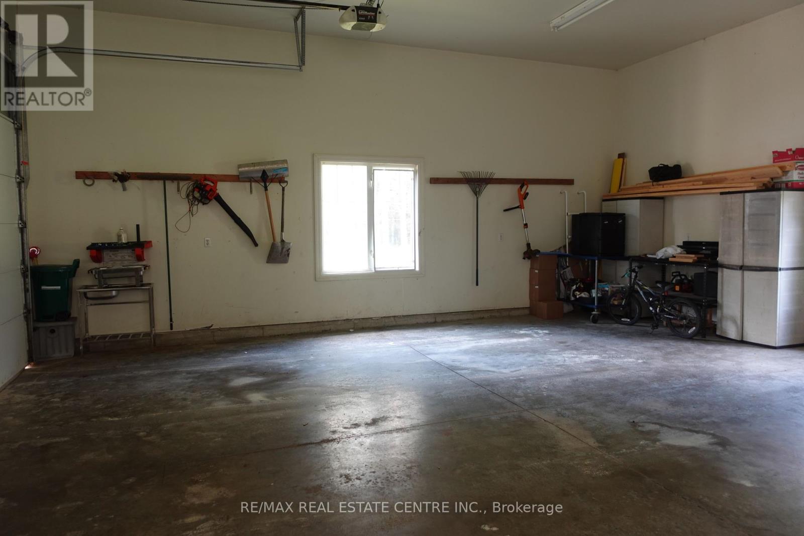 230 South Water Street, Wellington North, Ontario  N0G 2L3 - Photo 38 - X12255182