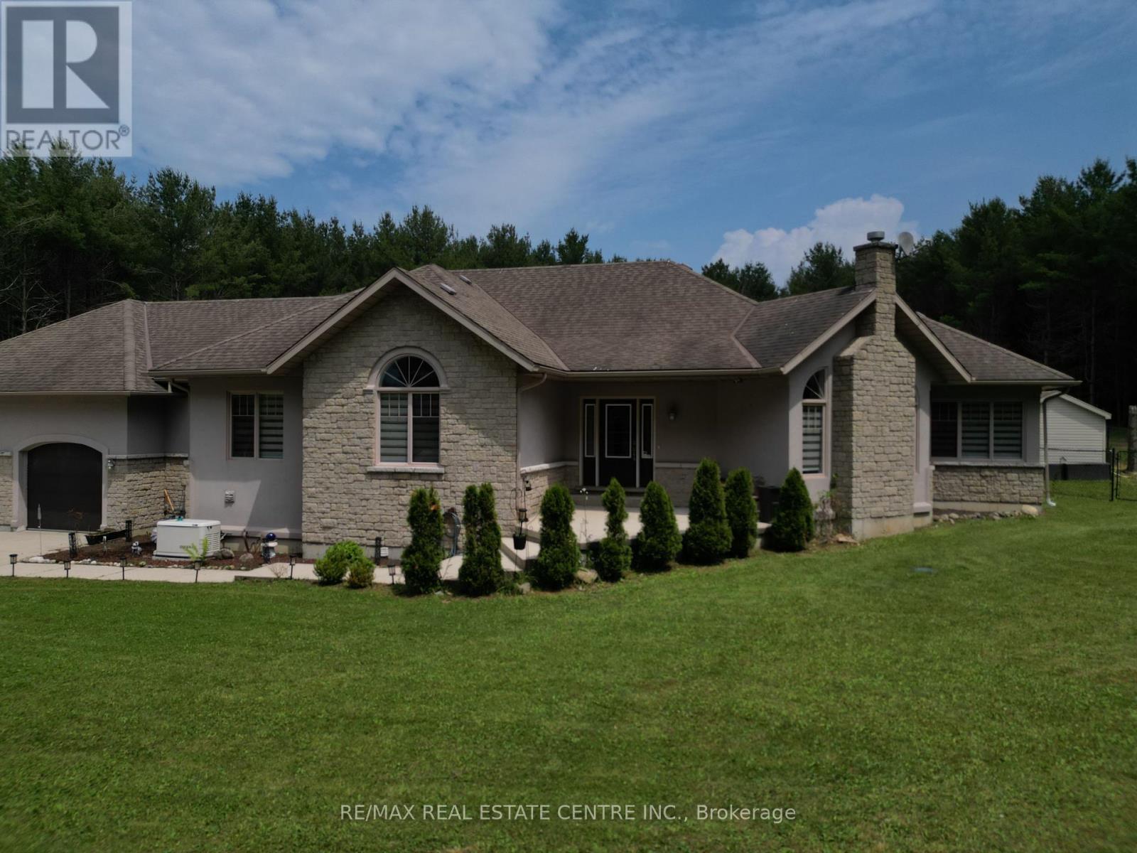 230 South Water Street, Wellington North, Ontario  N0G 2L3 - Photo 45 - X12255182