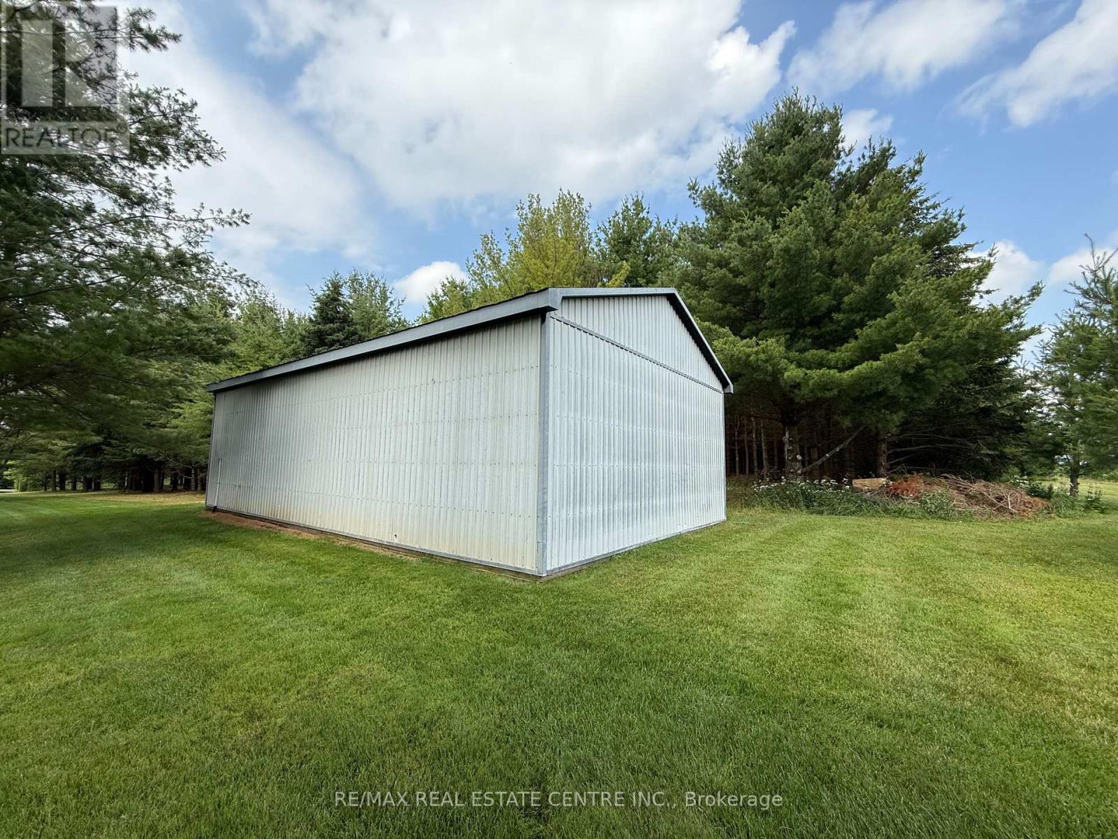 230 South Water Street, Wellington North, Ontario  N0G 2L3 - Photo 49 - X12255182