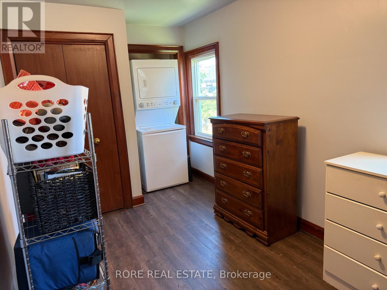 59 Haig Street, St. Catharines, Ontario  L2R 6K7 - Photo 15 - X12255266