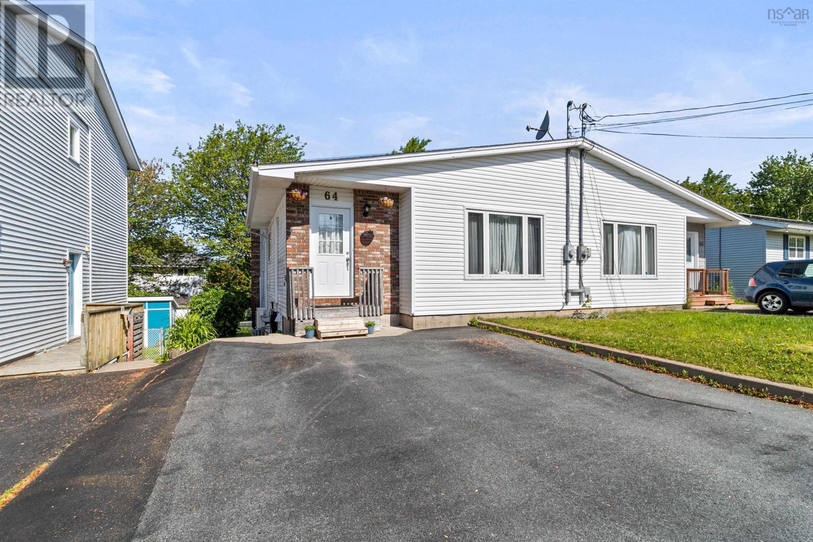 Property at 64 Waterwheel Crescent image 1