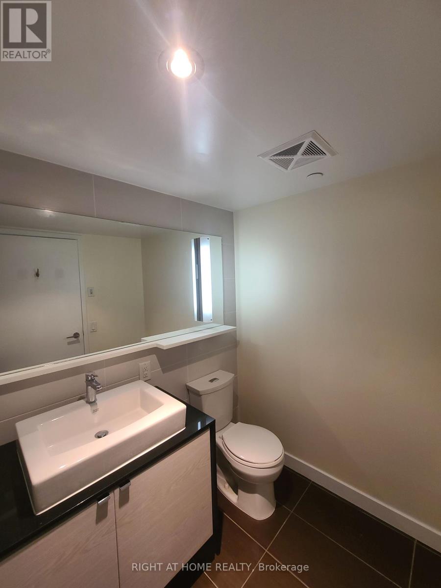 808 - 72 Esther Shiner Boulevard, Toronto (Bayview Village), Ontario  M2K 2X9 - Photo 14 - C12255323