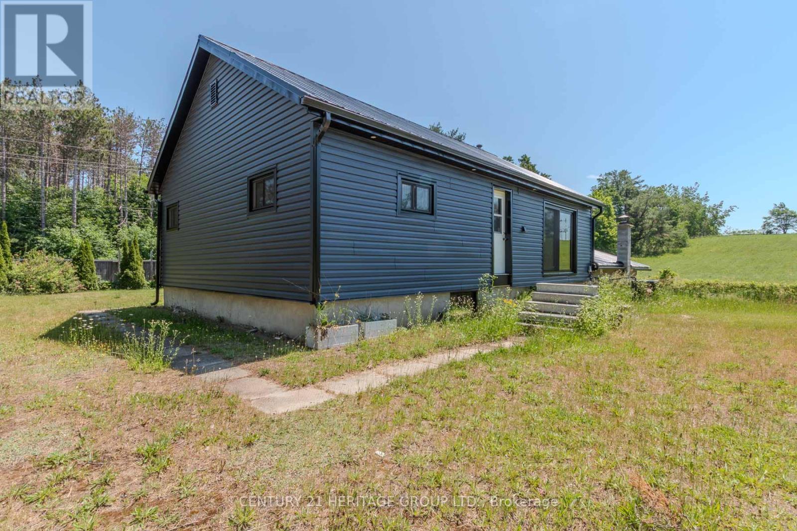 Property at 1376 13 LINE N image 5