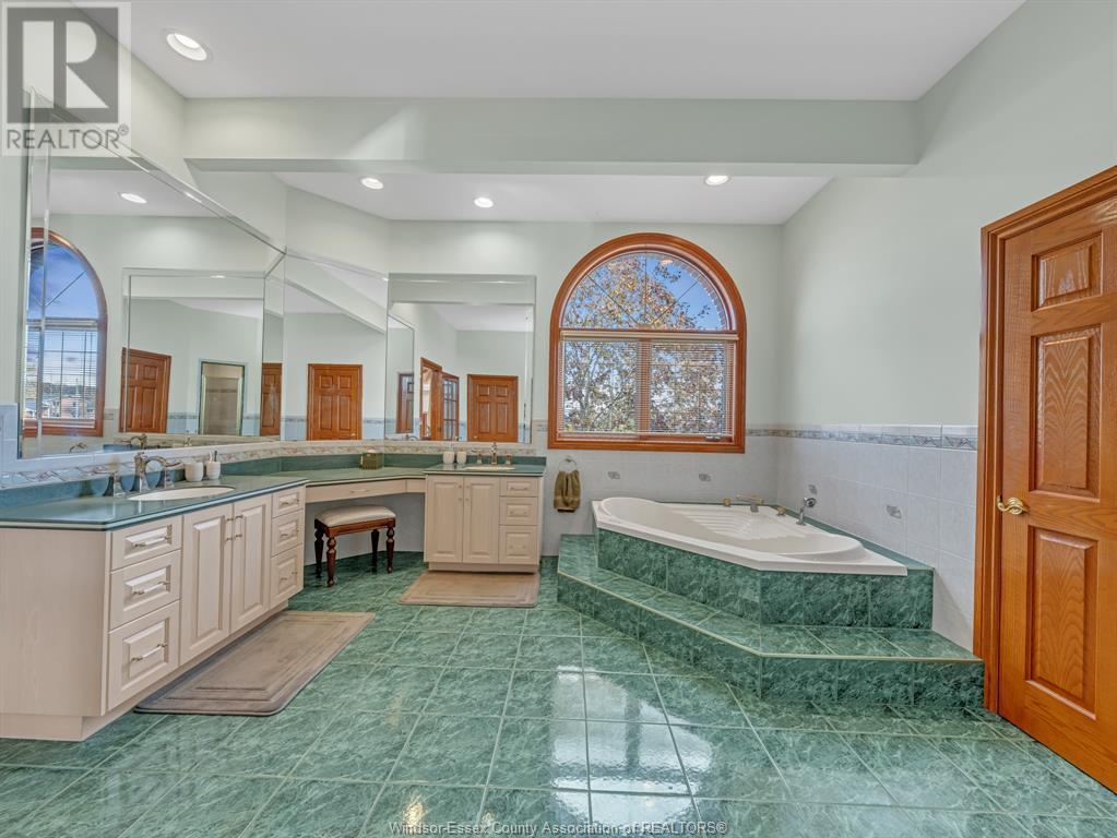 7621 Disputed, Lasalle, Ontario N9H 0H6 - Photo 30 - 25016558