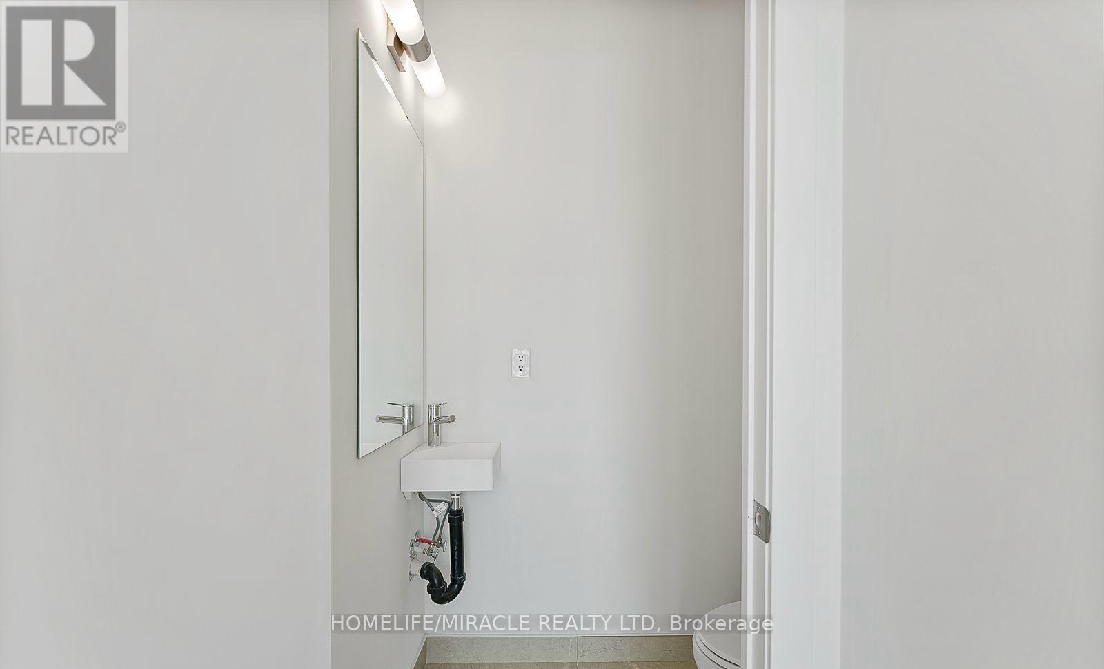704 - 5 Stackley House Lane, Richmond Hill, Ontario  L4S 0N2 - Photo 12 - N12254042