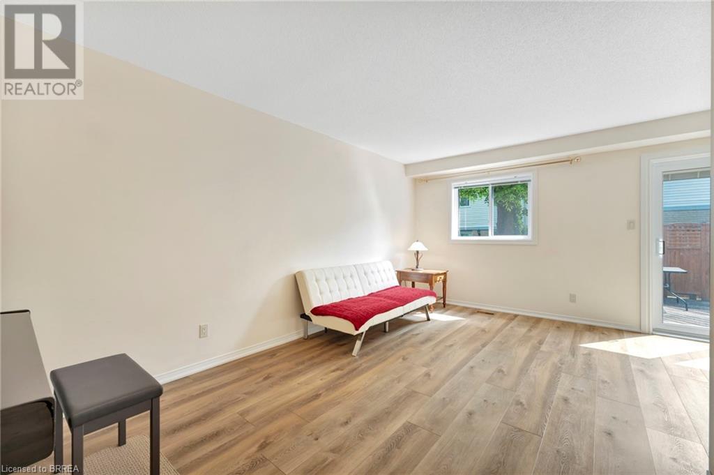 31 Moss Boulevard Unit# 26, Dundas, Ontario  L9H 7A6 - Photo 14 - 40746488