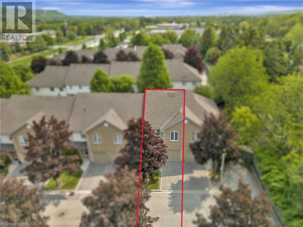31 Moss Boulevard Unit# 26, Dundas, Ontario  L9H 7A6 - Photo 1 - 40746488
