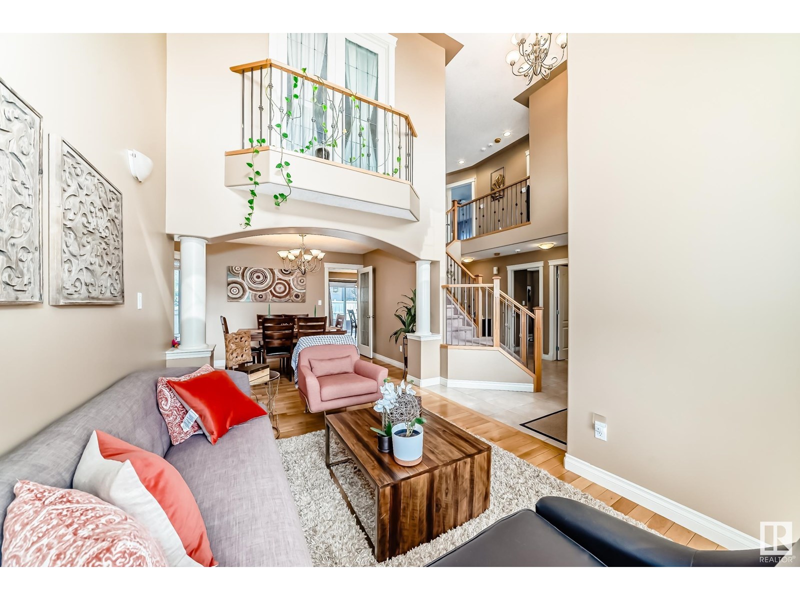 Property at 16433 61A ST NW image 2