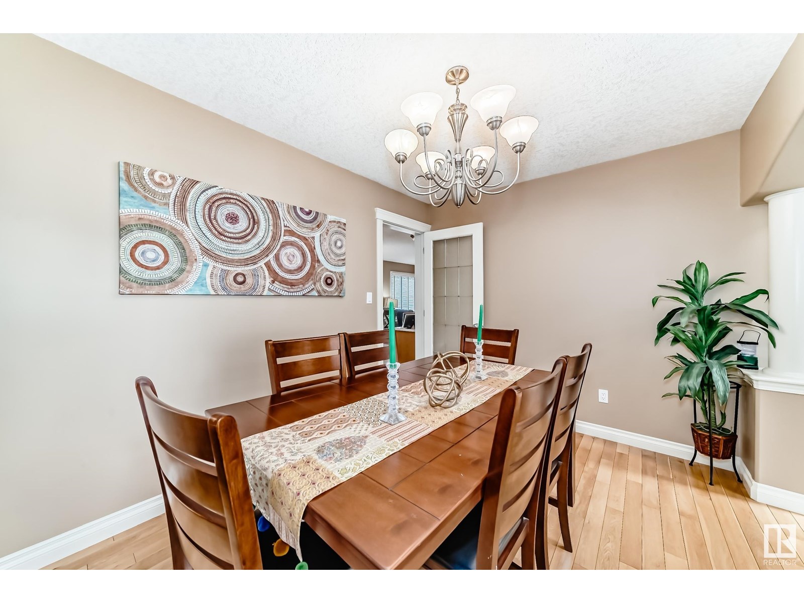 Property at 16433 61A ST NW image 4