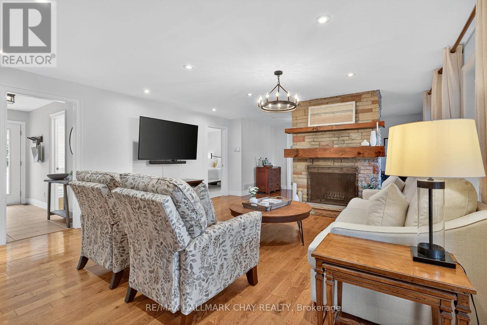 3954 Lakeview Road, Innisfil, Ontario  L9S 2V5 - Photo 16 - N12251071