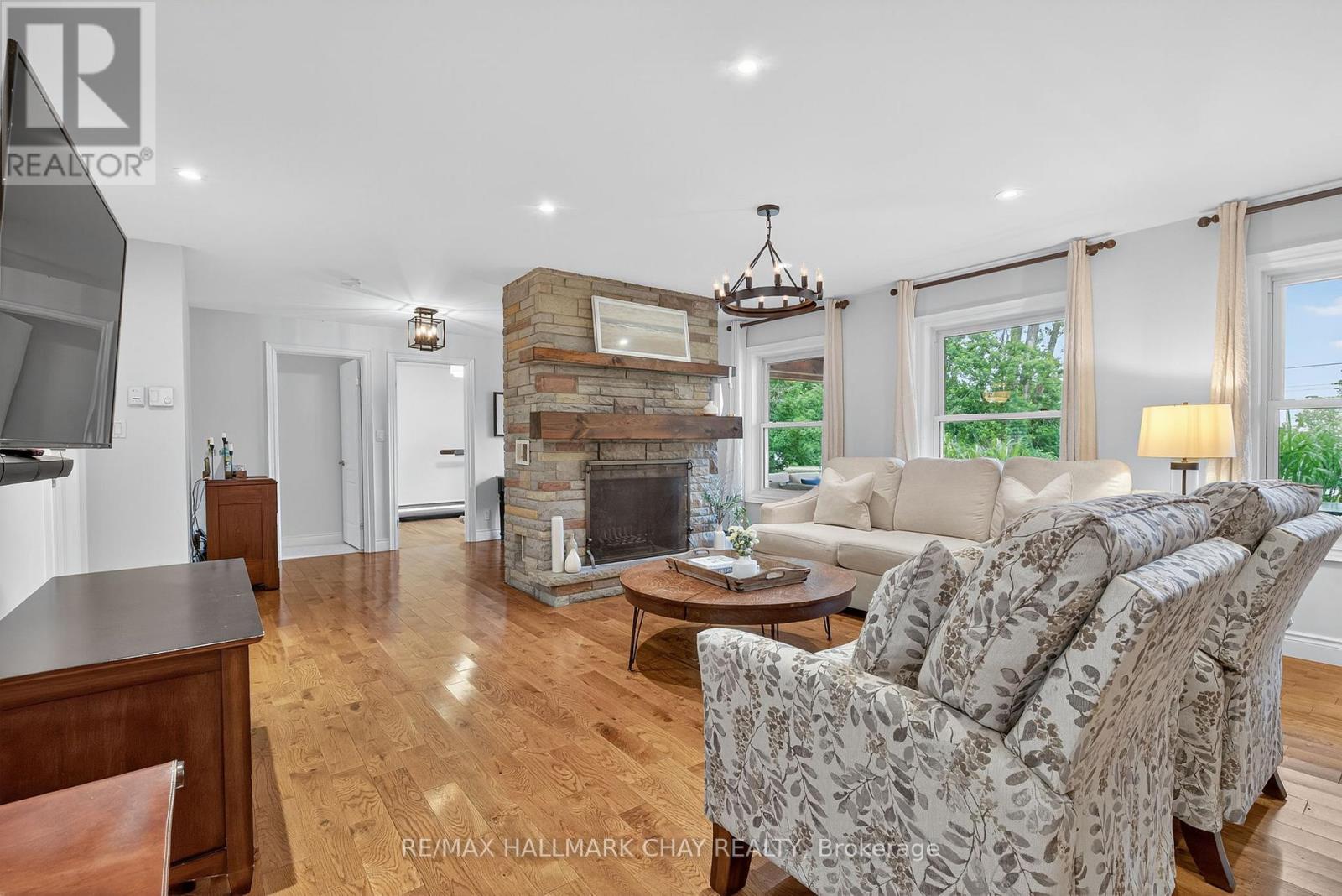 3954 Lakeview Road, Innisfil, Ontario  L9S 2V5 - Photo 17 - N12251071