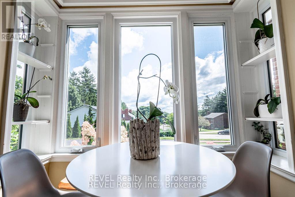 9 Shaldan Lane, Pelham, Ontario  L0S 1E0 - Photo 19 - X12255355