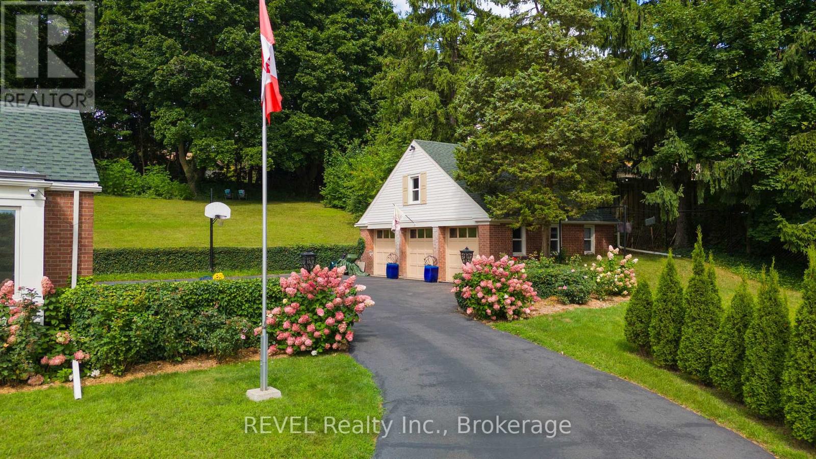 Property at 9 SHALDAN LANE image 4