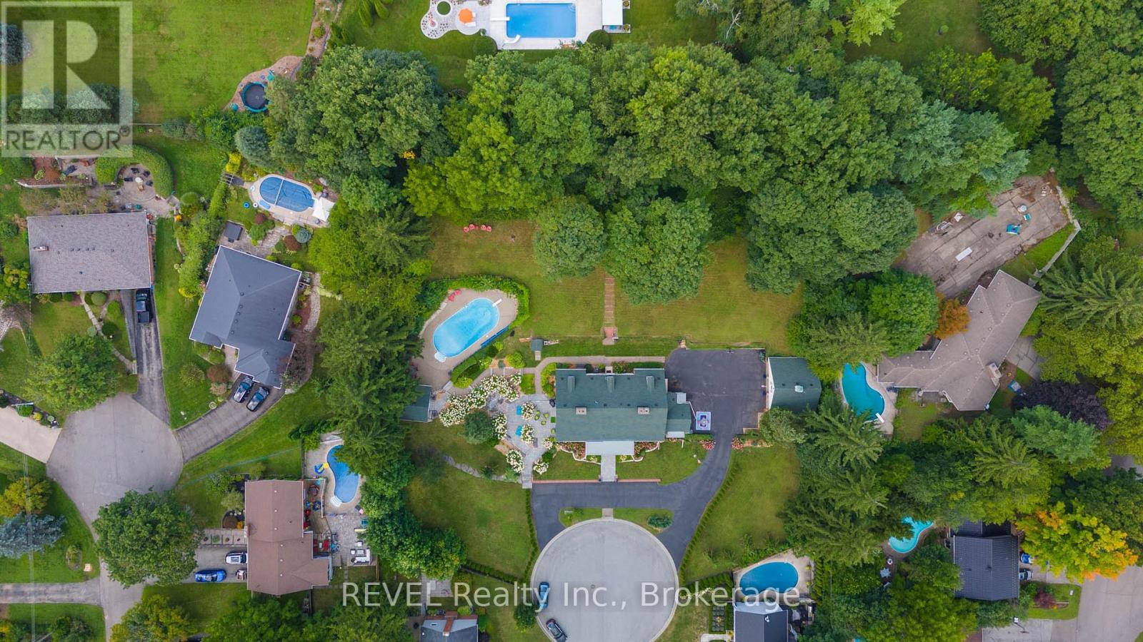 9 Shaldan Lane, Pelham, Ontario  L0S 1E0 - Photo 43 - X12255355