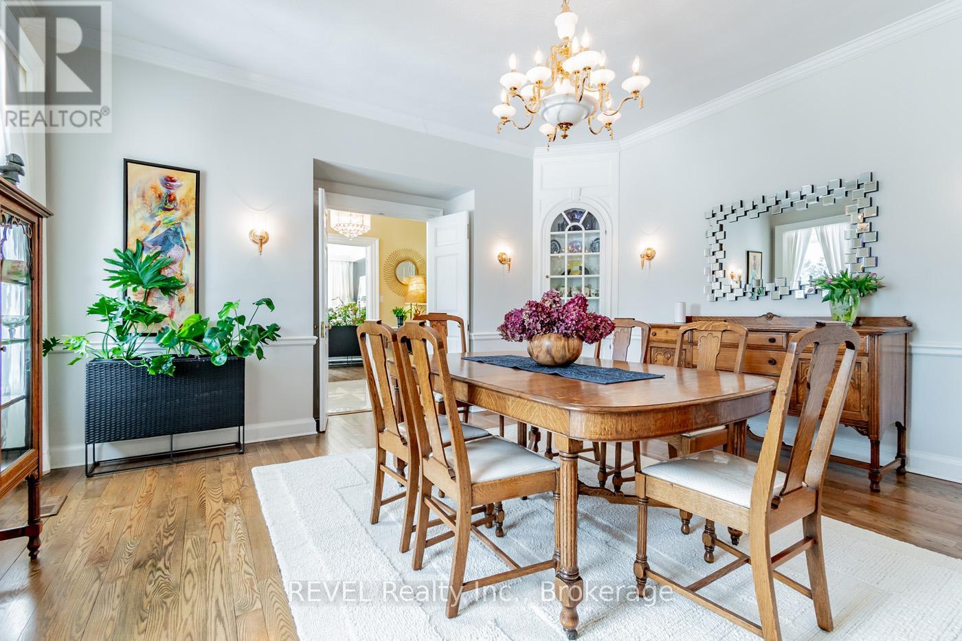 9 Shaldan Lane, Pelham, Ontario  L0S 1E0 - Photo 8 - X12255355