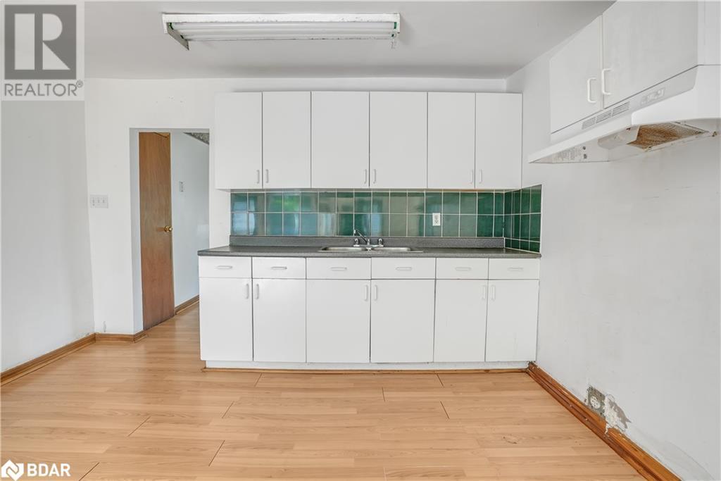 Property at 767 SEDORE AVENUE Avenue image 3